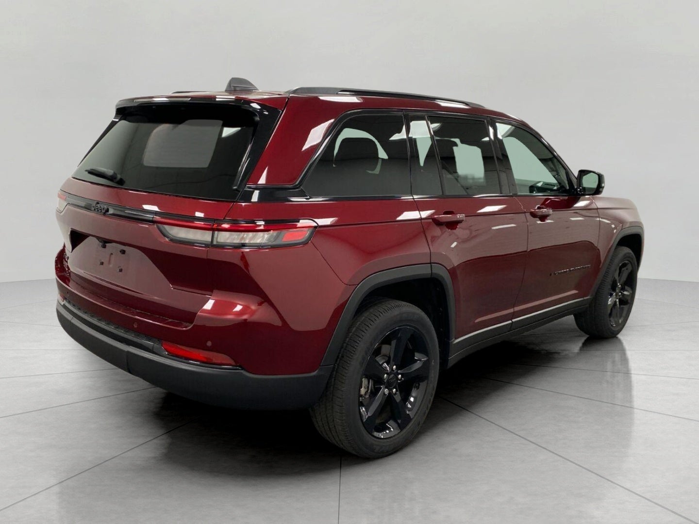 2025 Jeep Grand Cherokee Altitude X 4x4