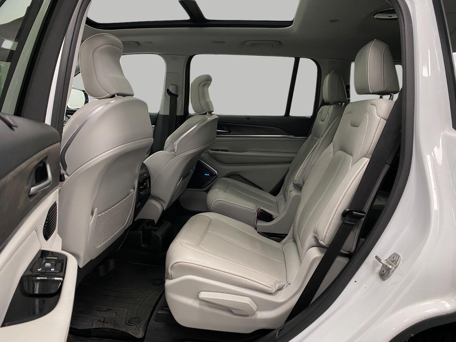 2021 Jeep Grand Cherokee L Overland 4x4