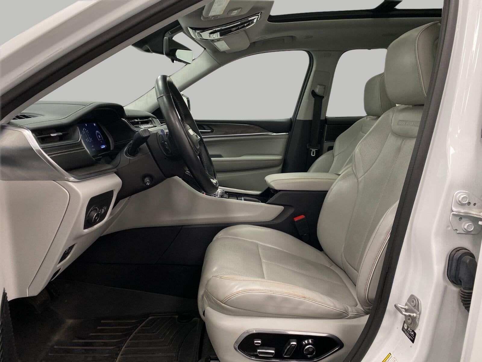 2021 Jeep Grand Cherokee L Overland 4x4