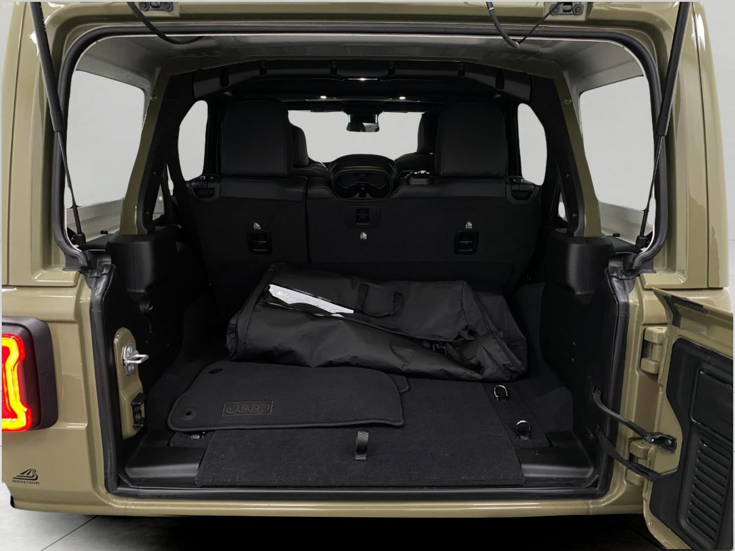 2025 Jeep Wrangler Rubicon 4 Door 4x4