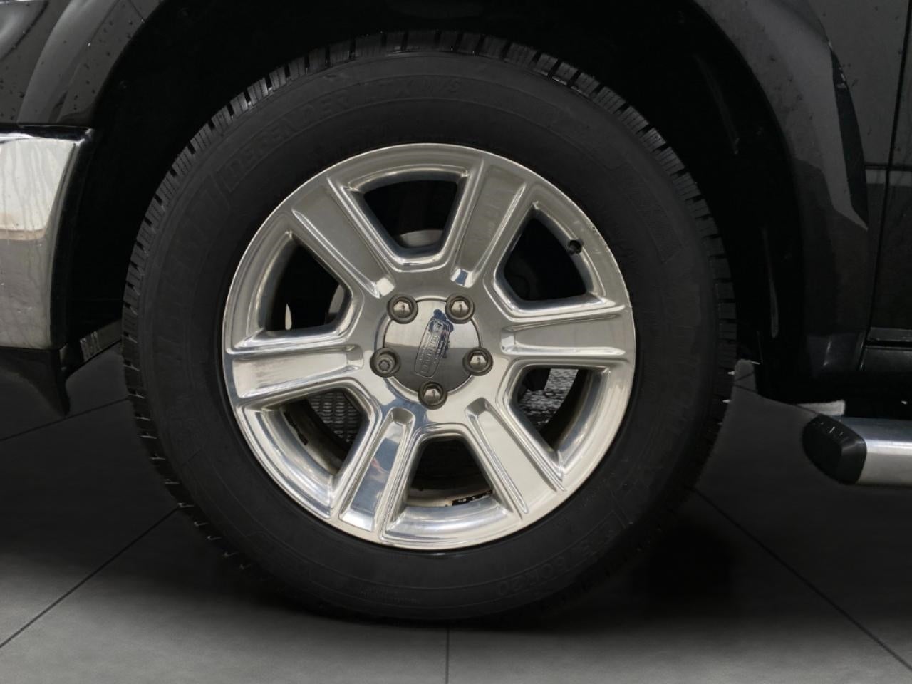 2015 RAM 1500 4WD Crew Cab 140.5 Laramie Longhorn