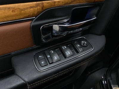 2015 RAM 1500 4WD Crew Cab 140.5 Laramie Longhorn