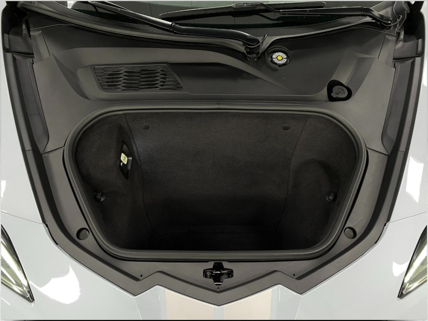 2020 Chevrolet Corvette 2dr Stingray Cpe w/3LT