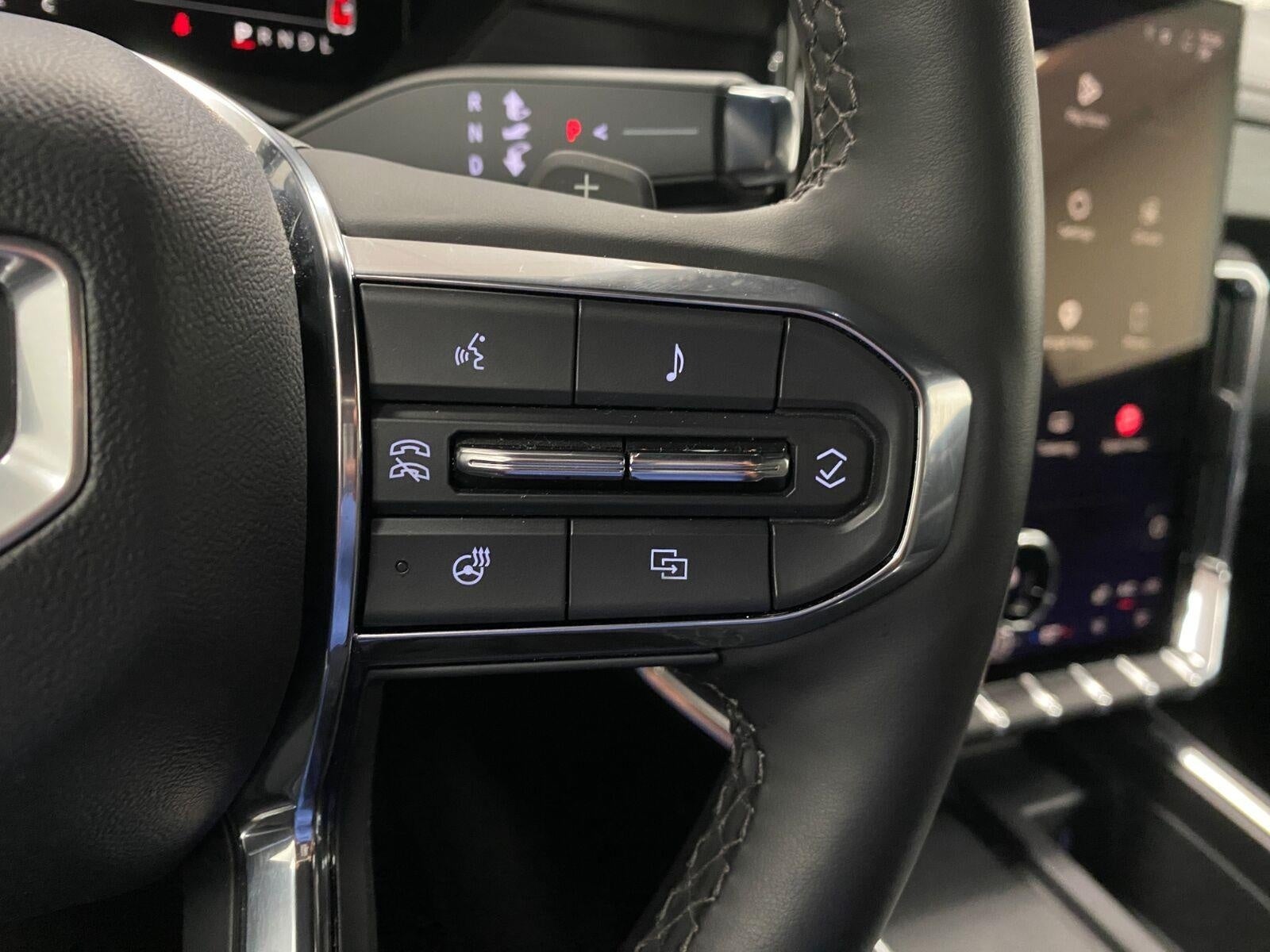 2025 GMC Acadia AWD 4dr Elevation