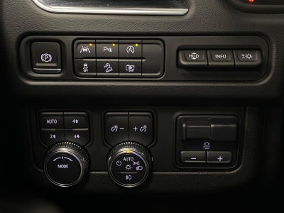 2024 GMC Yukon 4WD 4dr AT4