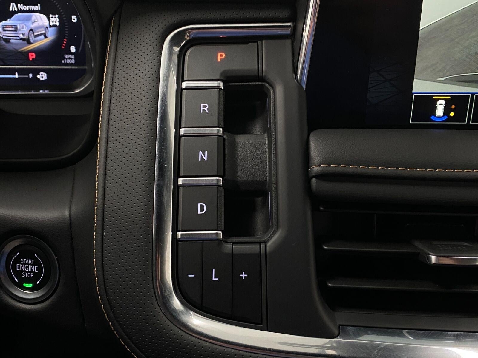 2024 GMC Yukon 4WD 4dr AT4