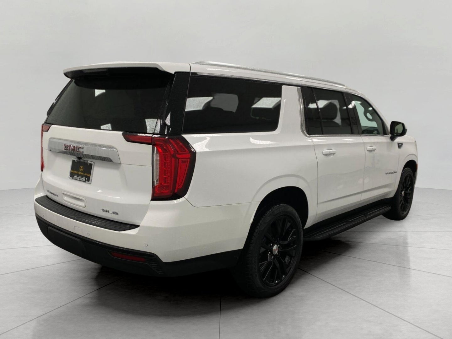 2021 GMC Yukon XL 4WD 4dr SLE