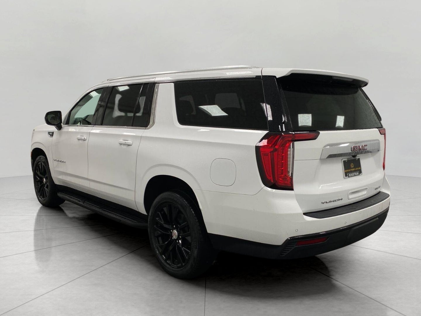 2021 GMC Yukon XL 4WD 4dr SLE
