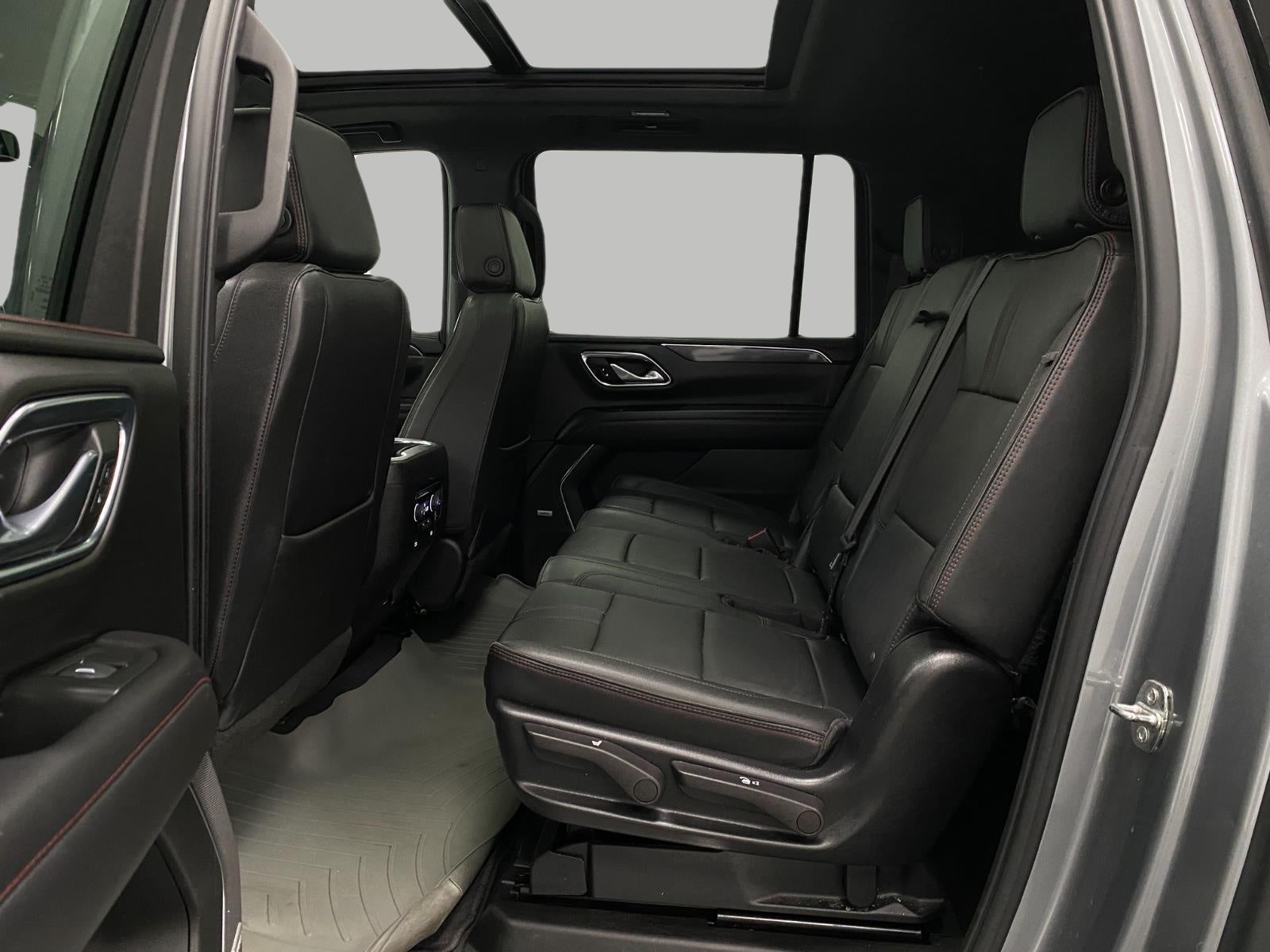 2023 Chevrolet Suburban 4WD 4dr RST