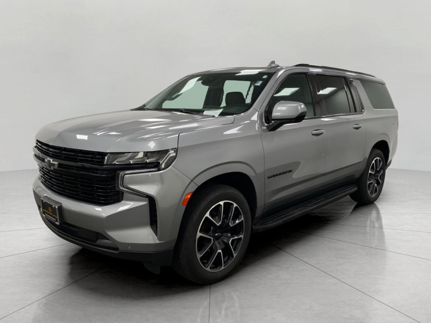 2023 Chevrolet Suburban 4WD 4dr RST
