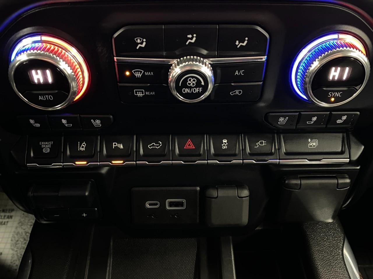 2020 GMC Sierra 3500HD 4WD Crew Cab 159 Denali