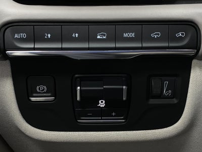 2023 Cadillac Escalade ESV 4WD 4dr Premium Luxury Platinum
