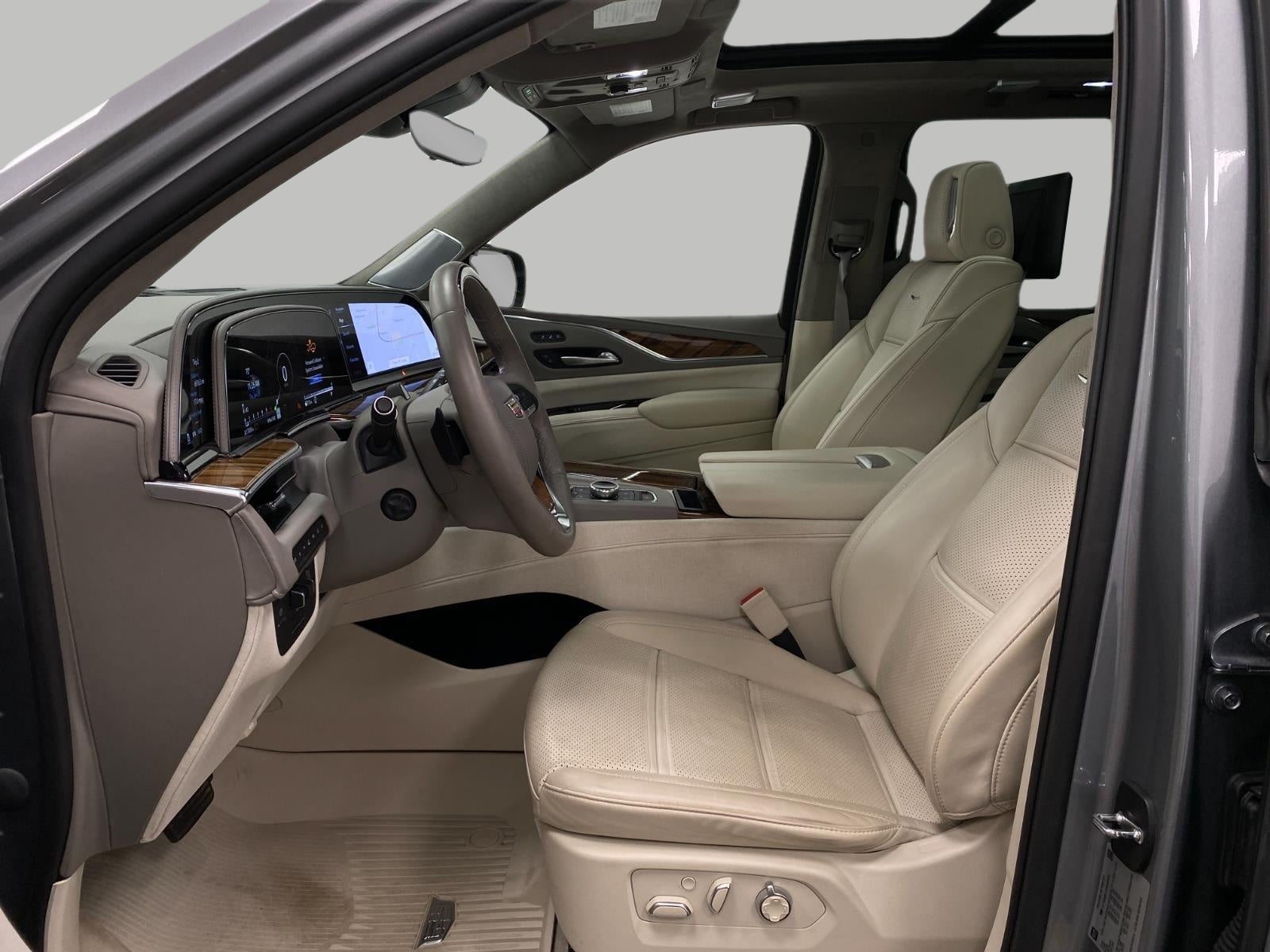 2023 Cadillac Escalade ESV 4WD 4dr Premium Luxury Platinum