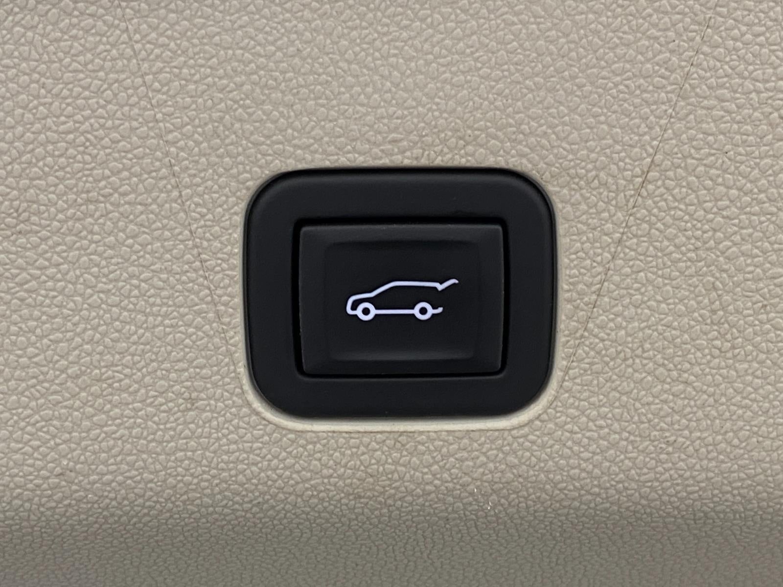 2023 Cadillac Escalade ESV 4WD 4dr Premium Luxury Platinum