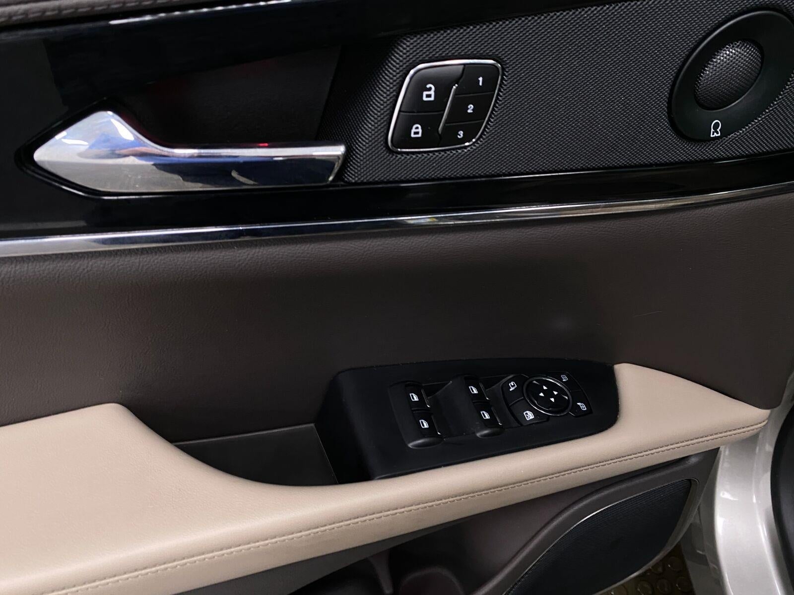 2023 Lincoln Nautilus Reserve AWD