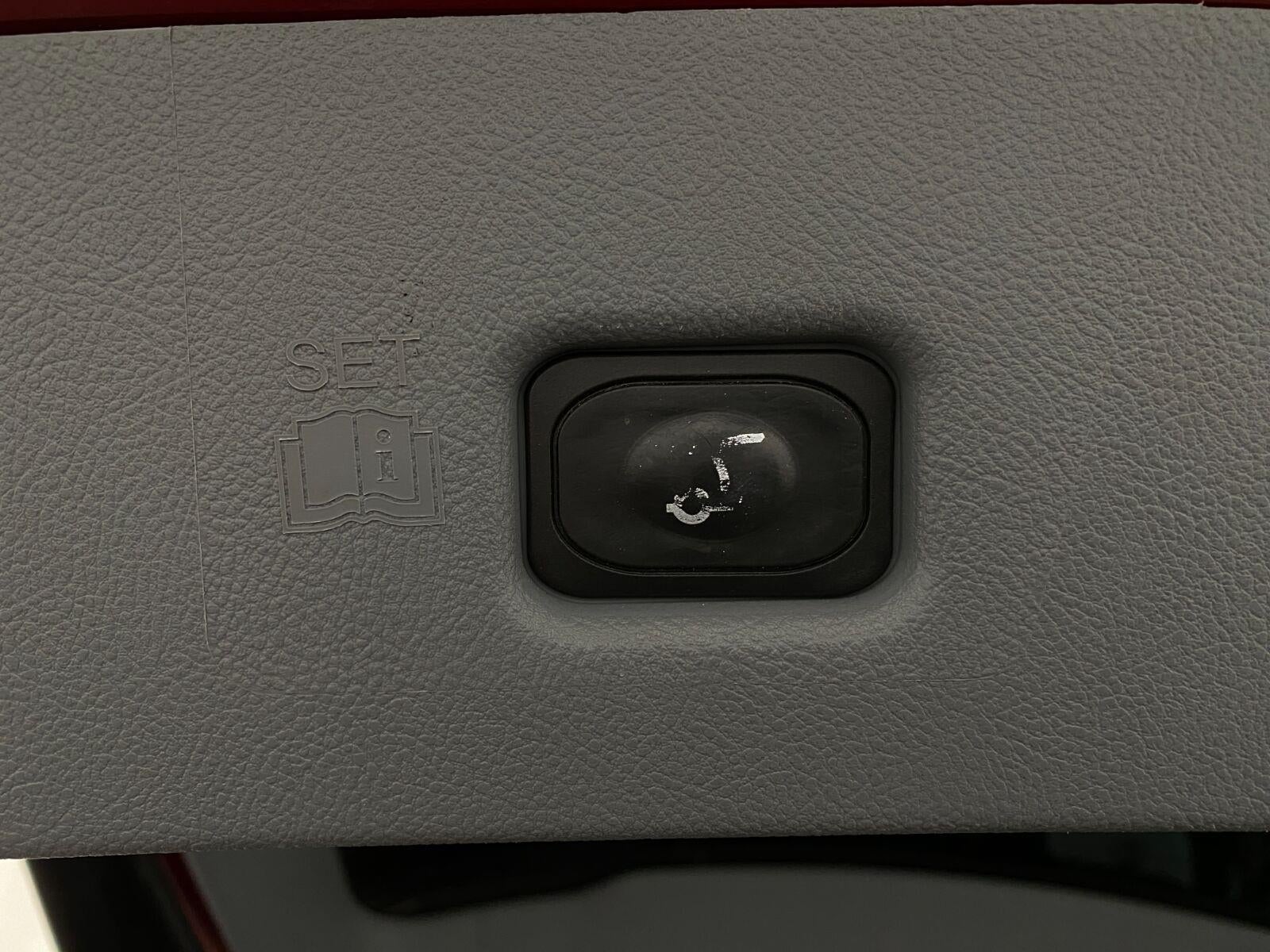 2019 Lincoln Nautilus Reserve AWD