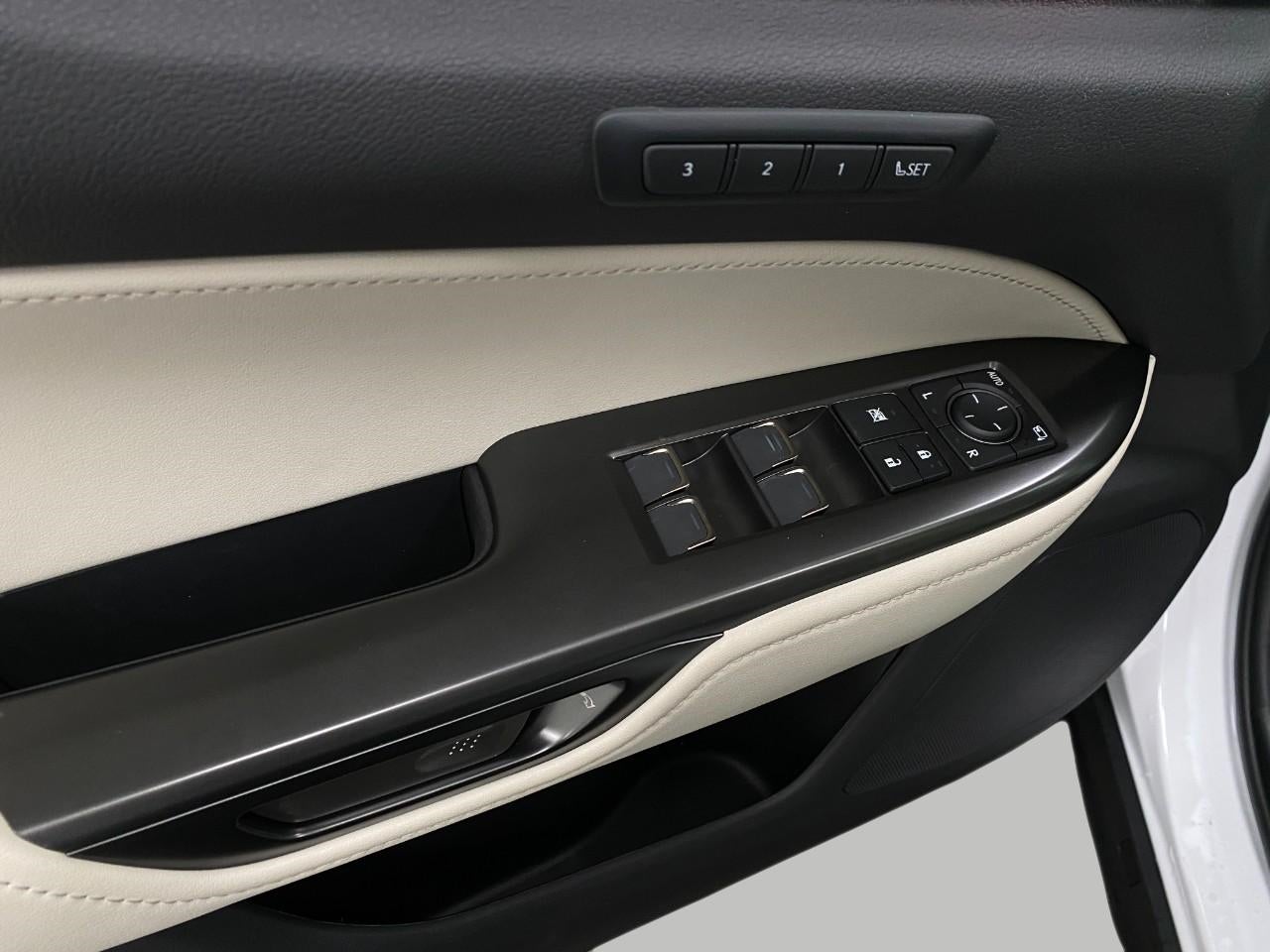 2026 Lexus NX NX 350h Luxury AWD