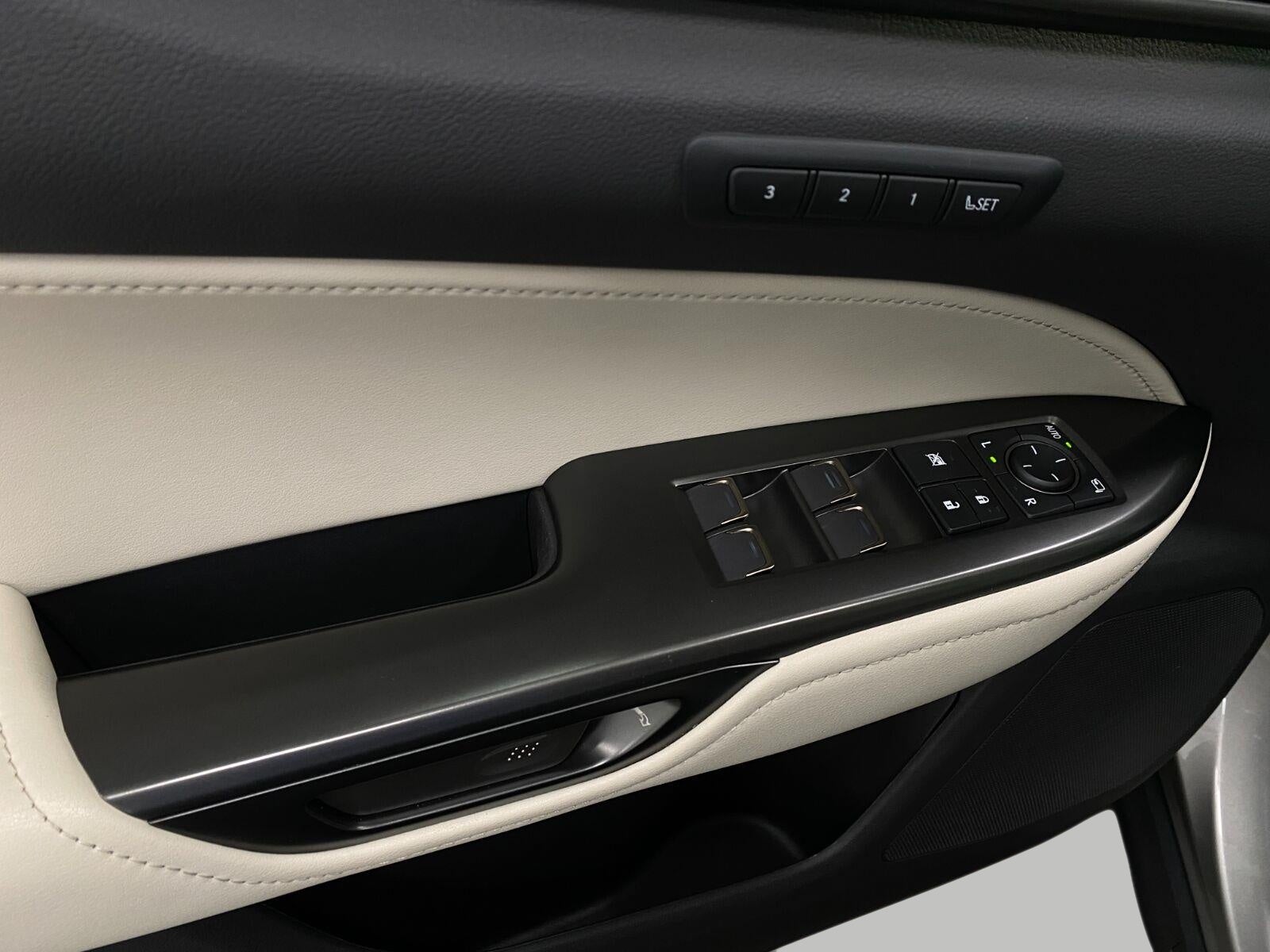 2026 Lexus NX NX 350h Luxury AWD