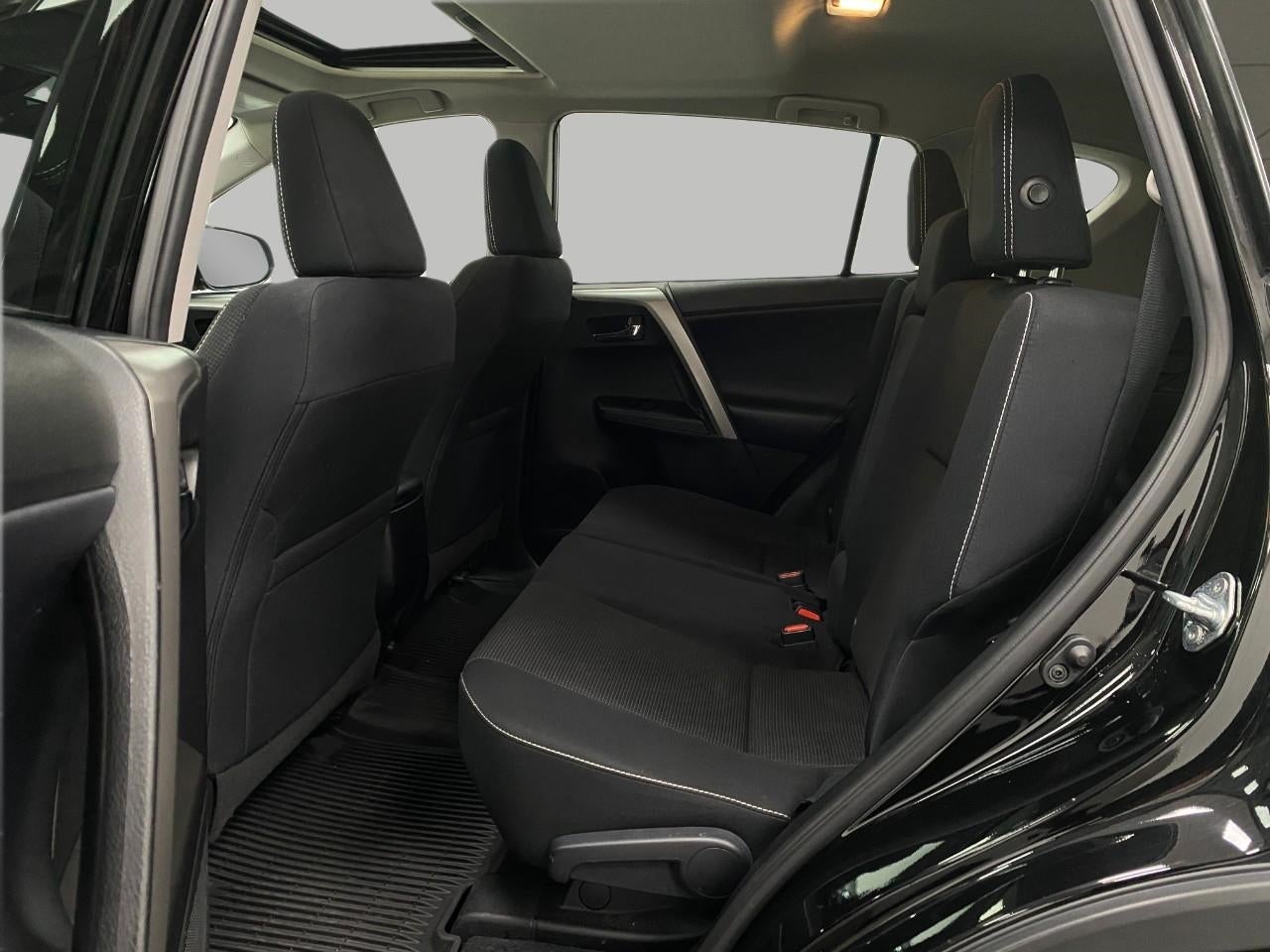 2017 Toyota RAV4 XLE AWD