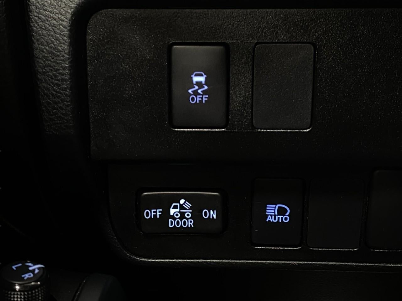 2022 Toyota TACOMA 4WD DOUBLE CAB