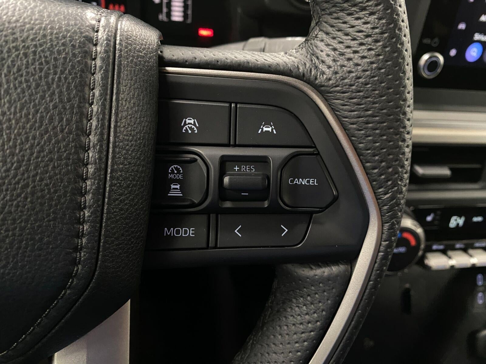 2024 Toyota TACOMA 4WD SR5