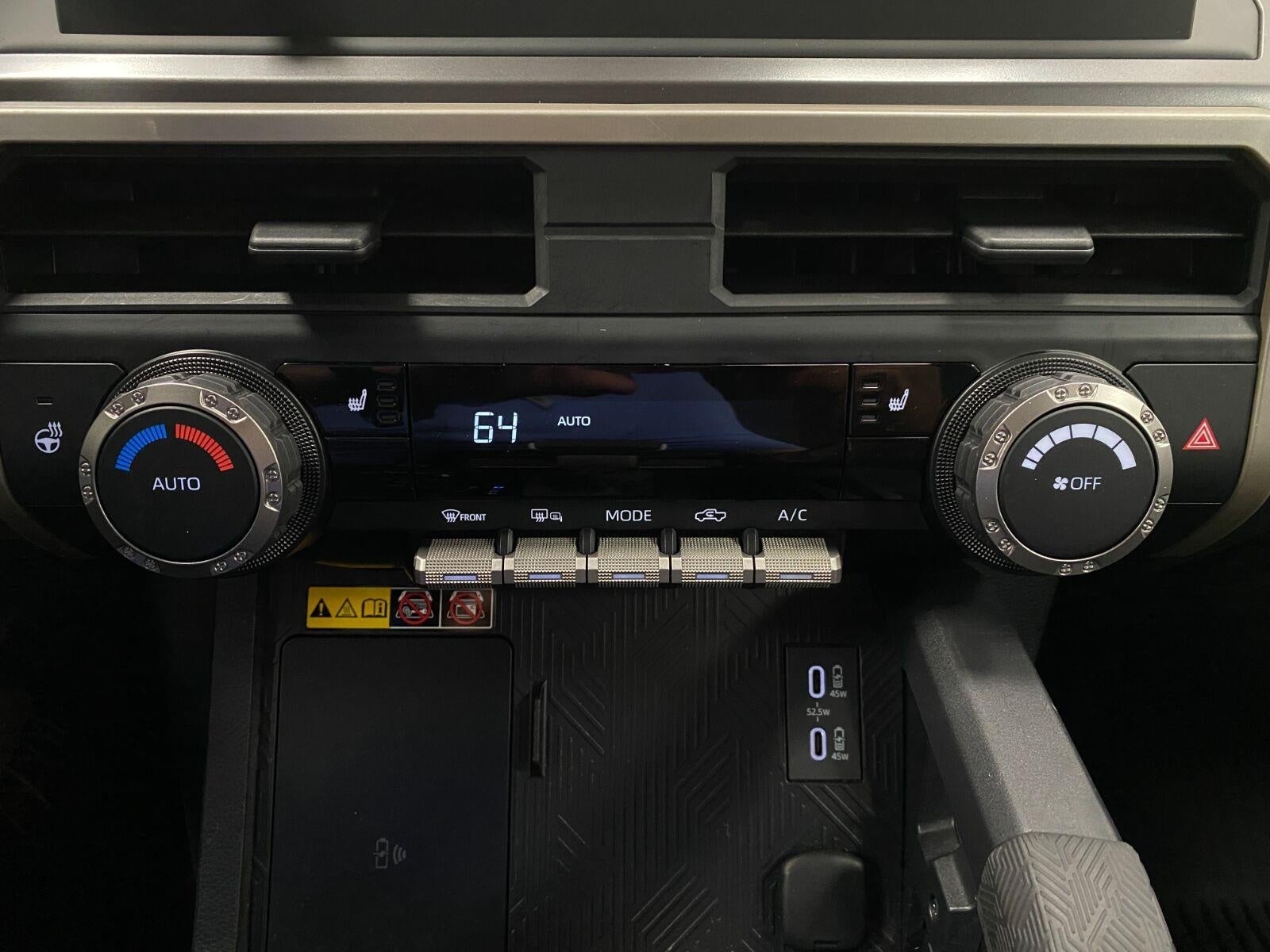 2024 Toyota TACOMA 4WD SR5