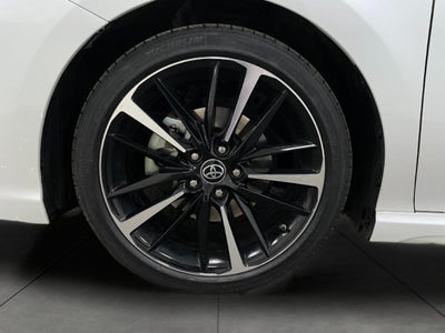 2019 Toyota Camry XSE Auto