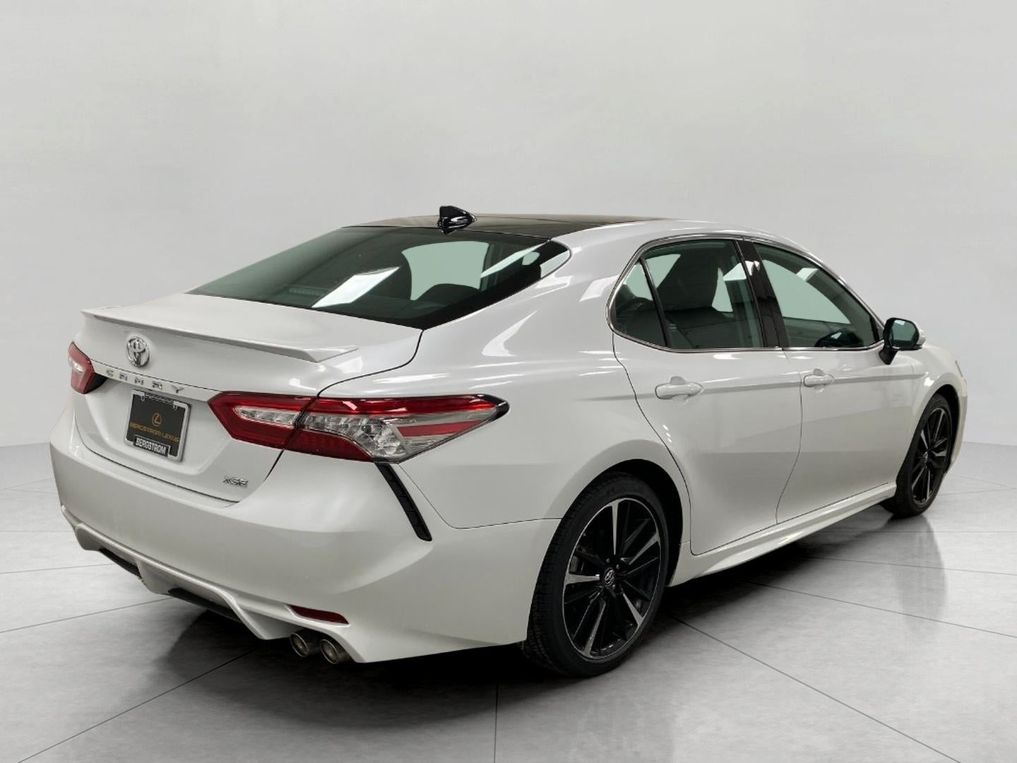 2019 Toyota Camry XSE Auto