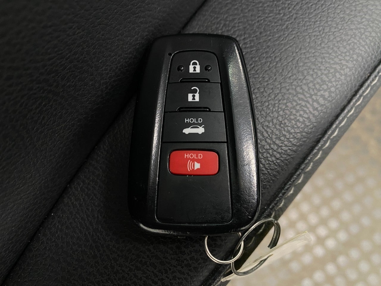 2019 Toyota Camry XSE Auto