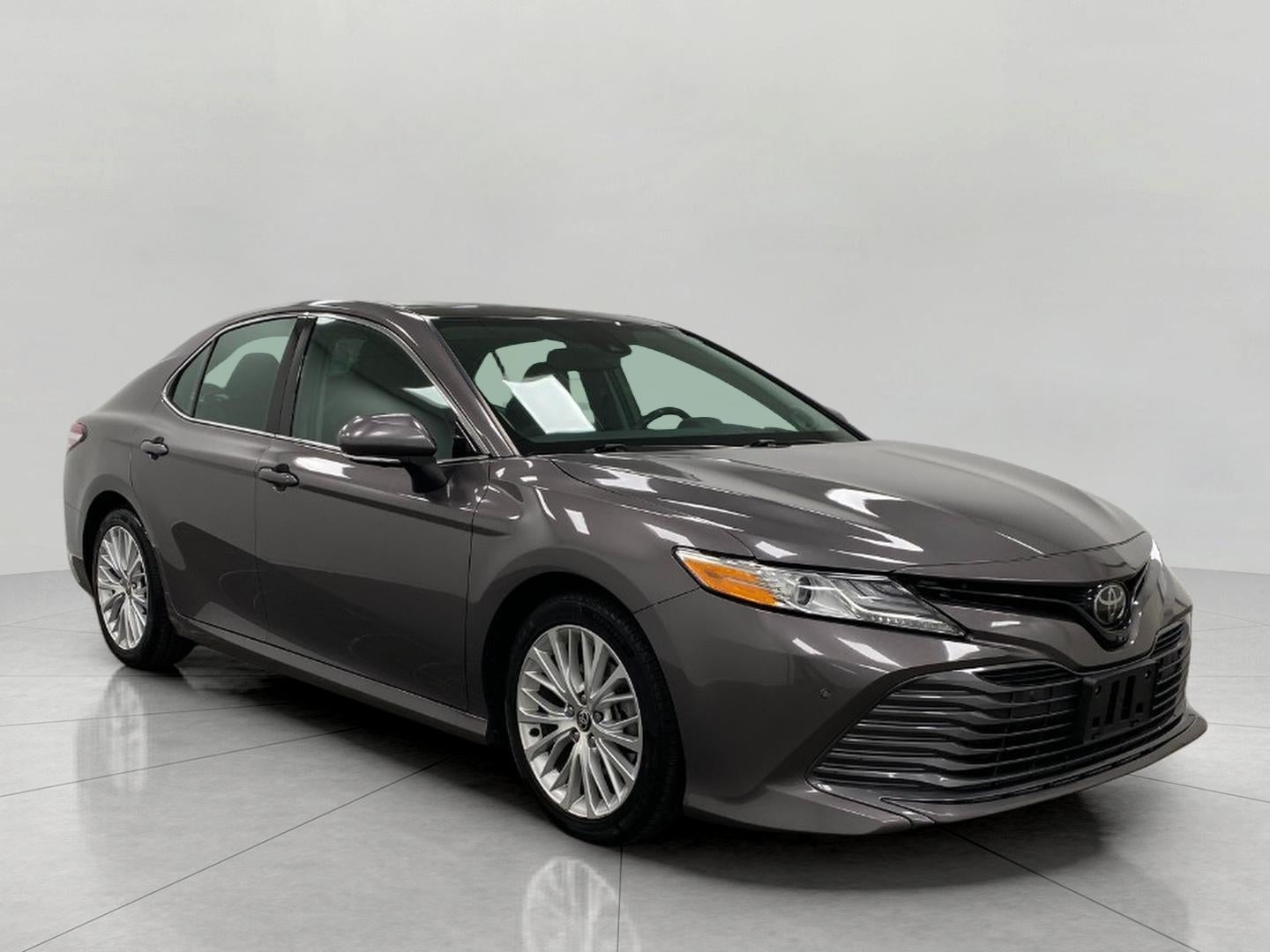 2020 Toyota Camry XLE Auto AWD