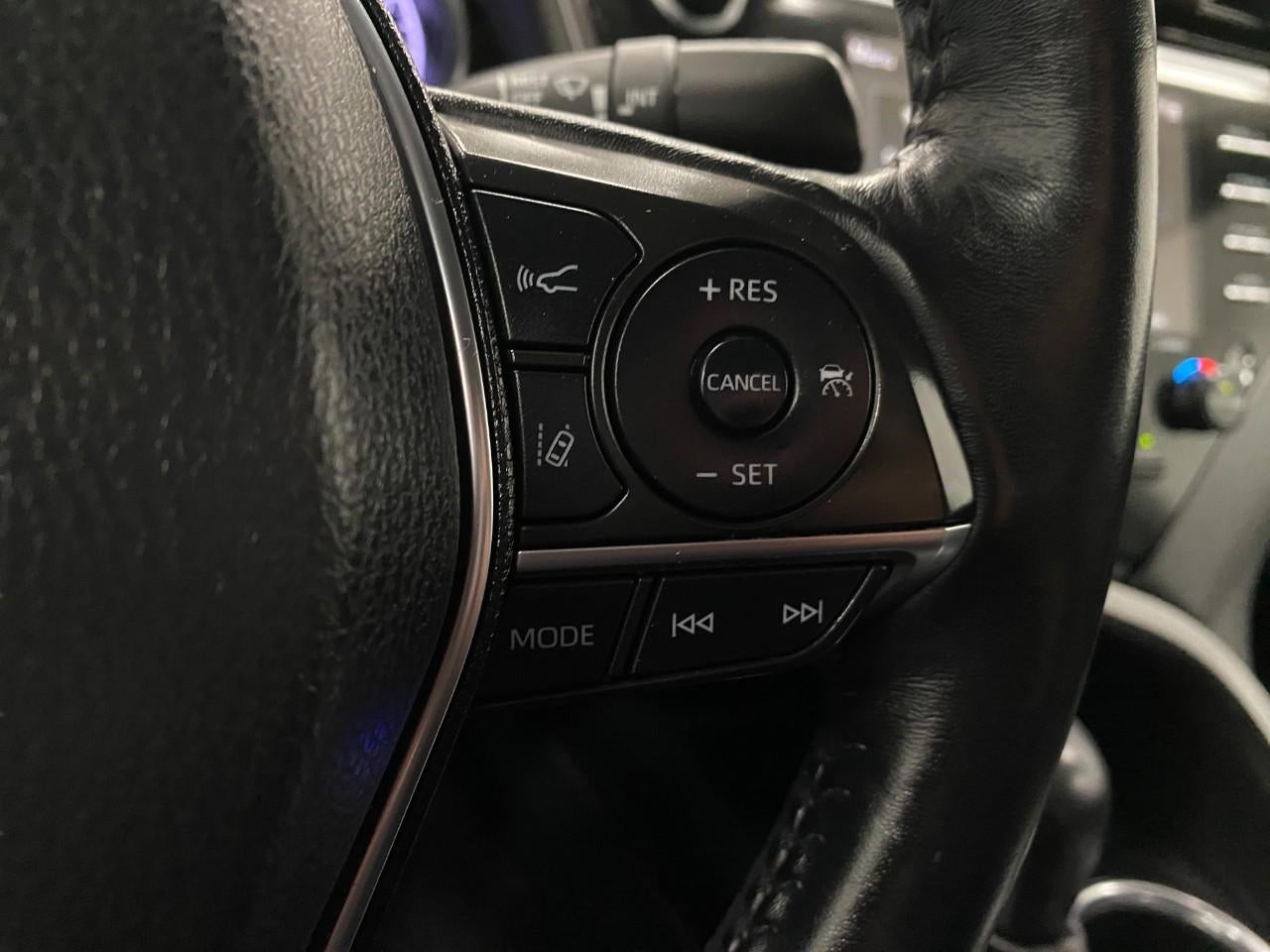 2020 Toyota Camry XLE Auto AWD