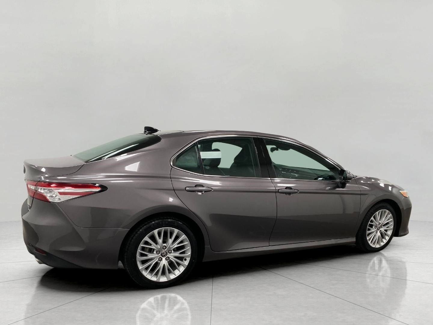 2020 Toyota Camry XLE Auto AWD