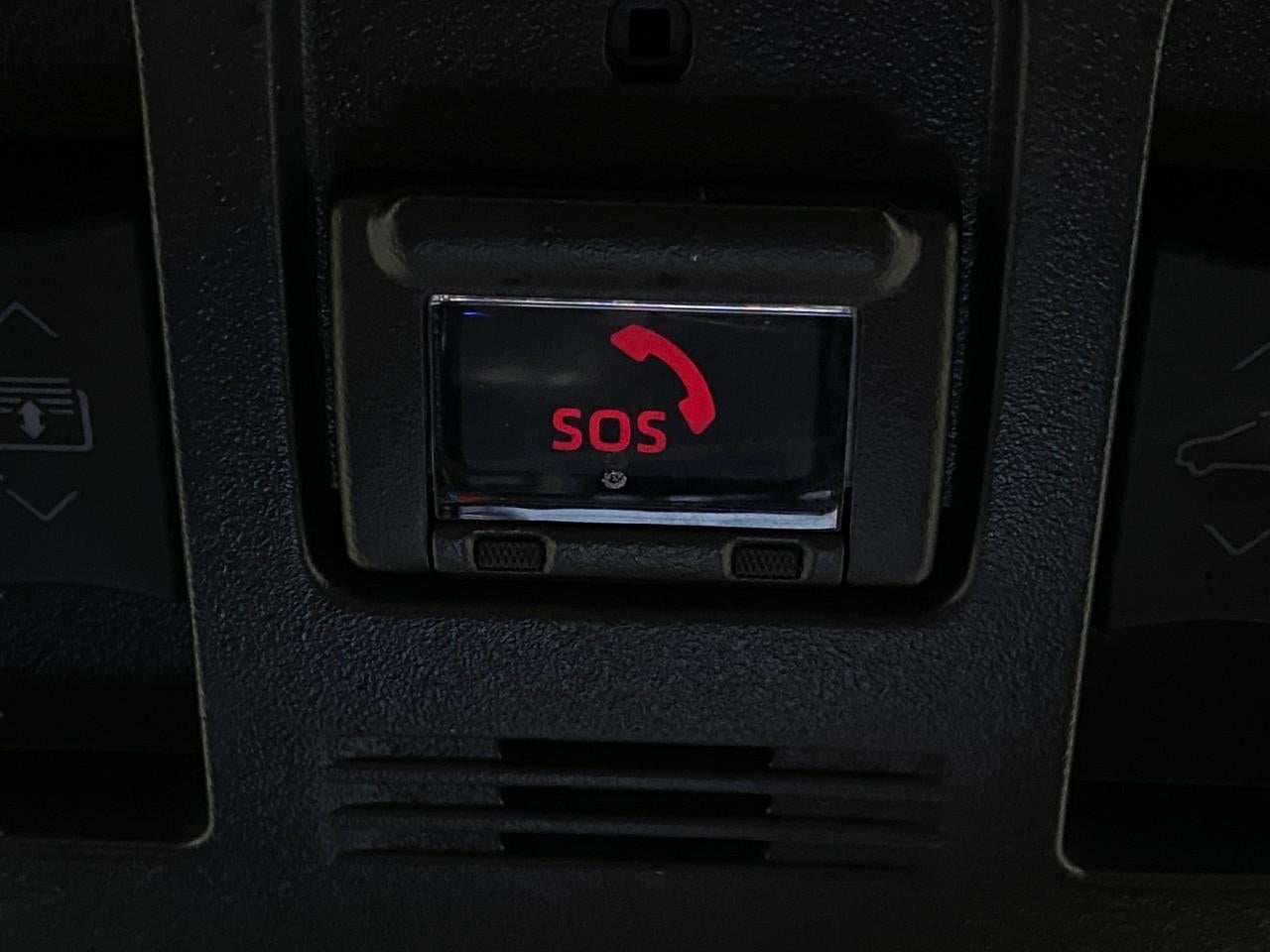 2020 Toyota Camry XLE Auto AWD