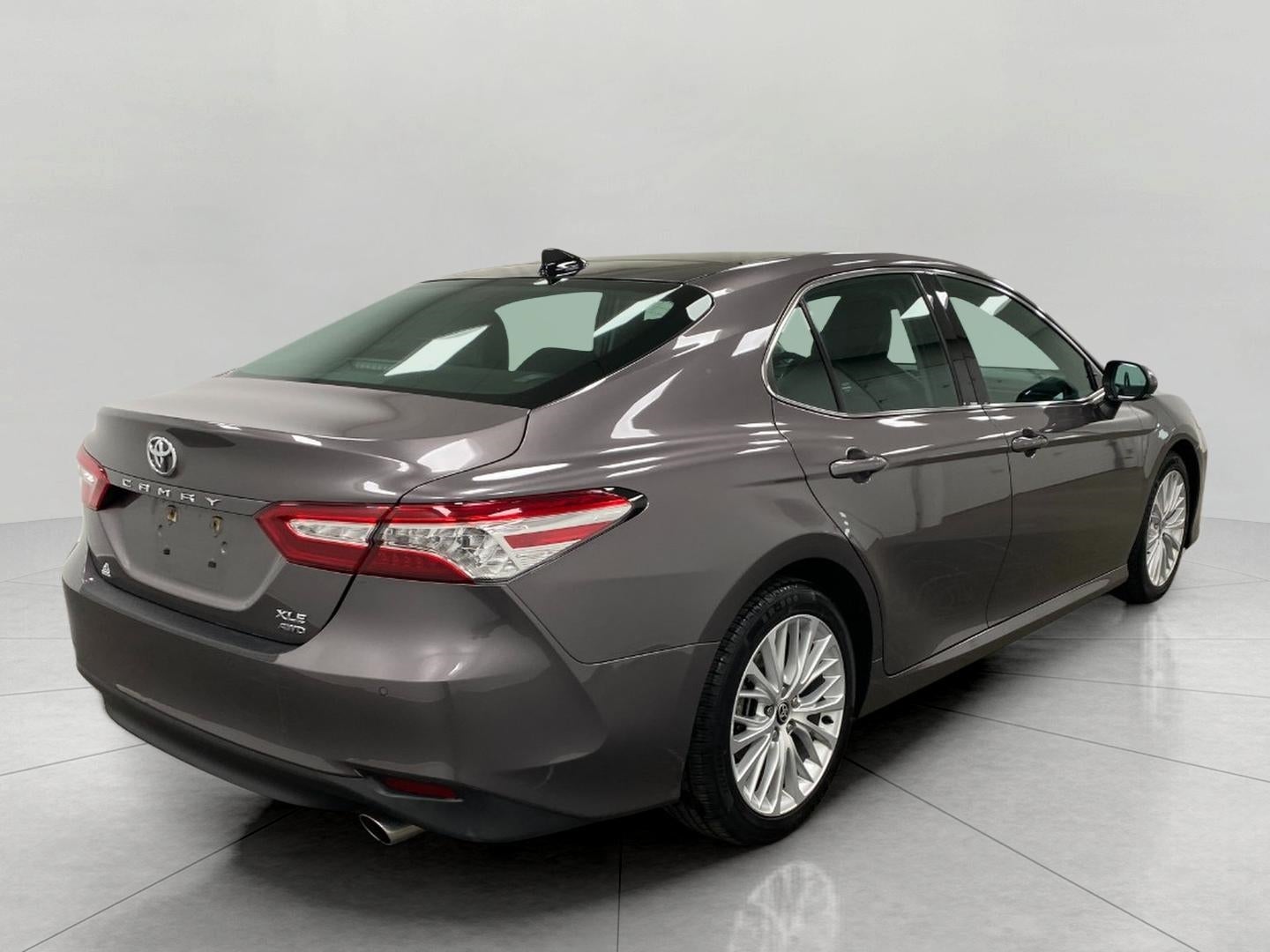 2020 Toyota Camry XLE Auto AWD