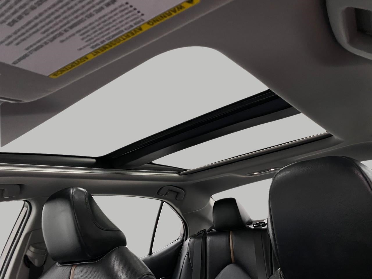 2020 Toyota Camry XLE Auto AWD