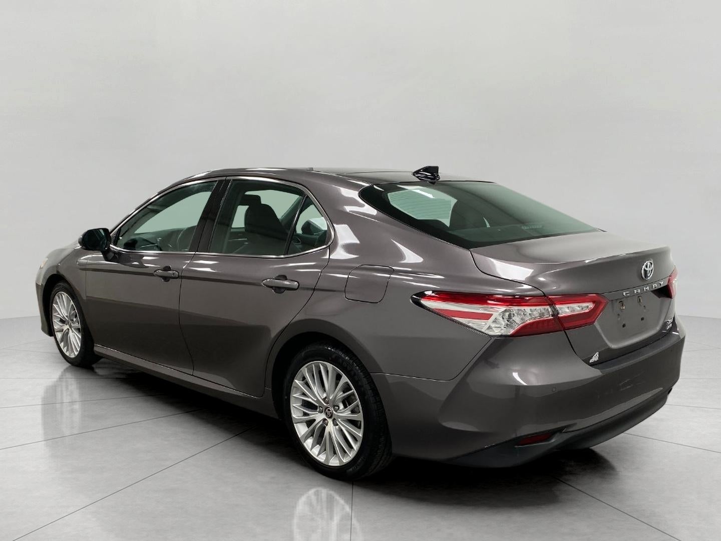 2020 Toyota Camry XLE Auto AWD