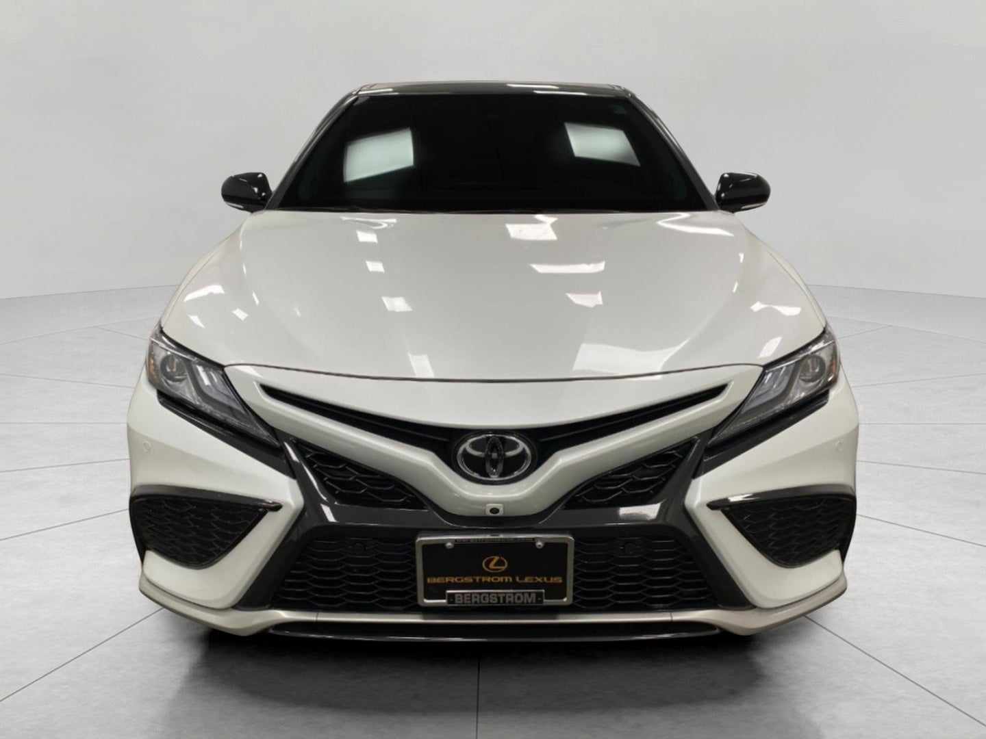 2024 Toyota Camry XSE V6 Auto
