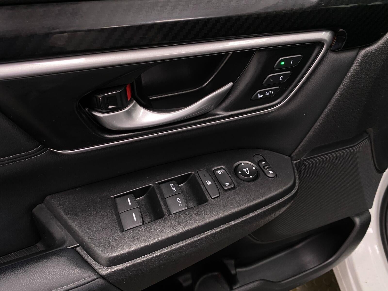 2022 Honda CR-V Hybrid Touring AWD