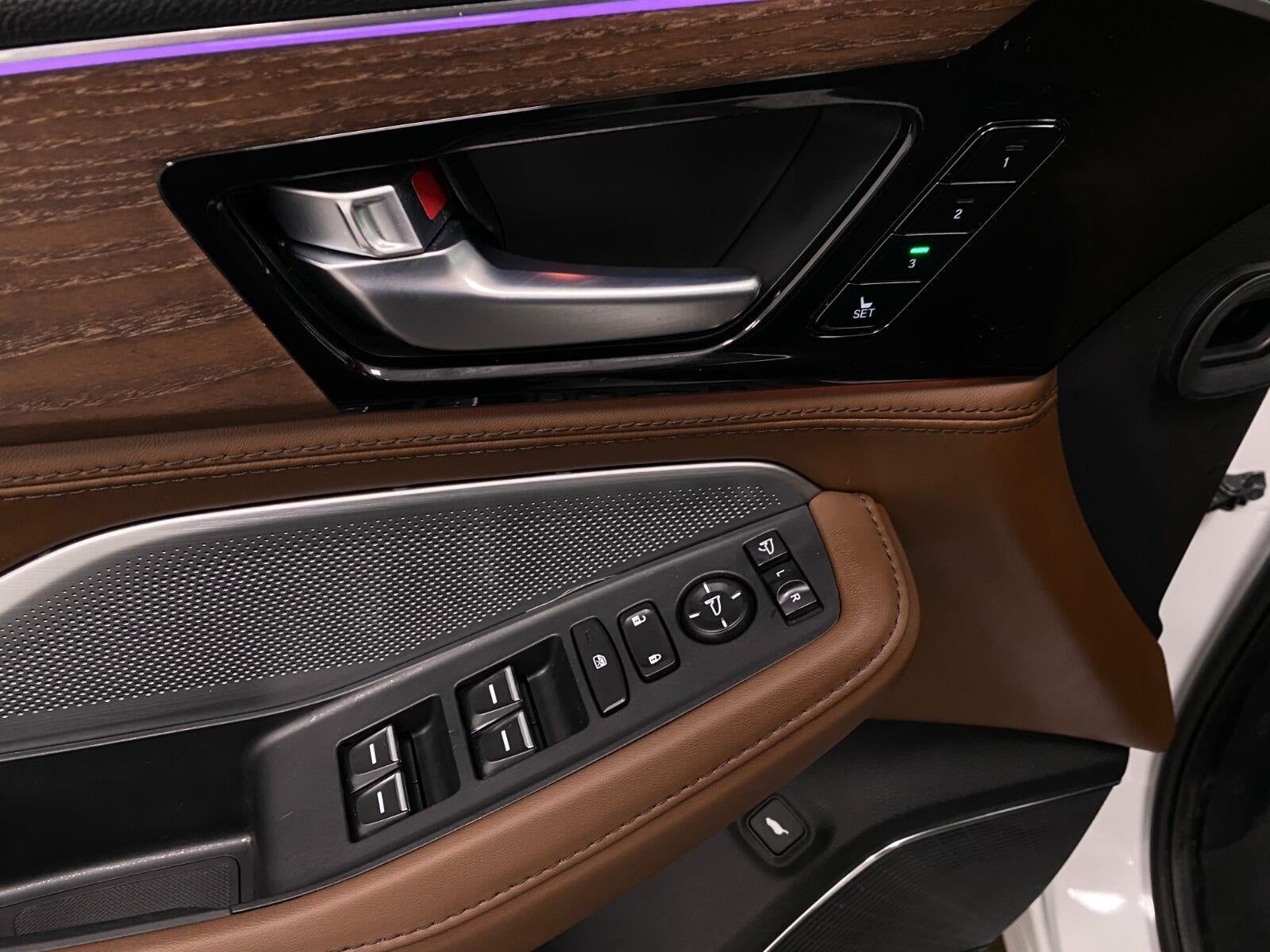 2025 Acura MDX SH-AWD w/Advance Package