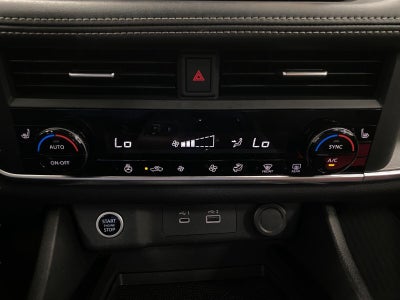 2023 Nissan Rogue AWD SV