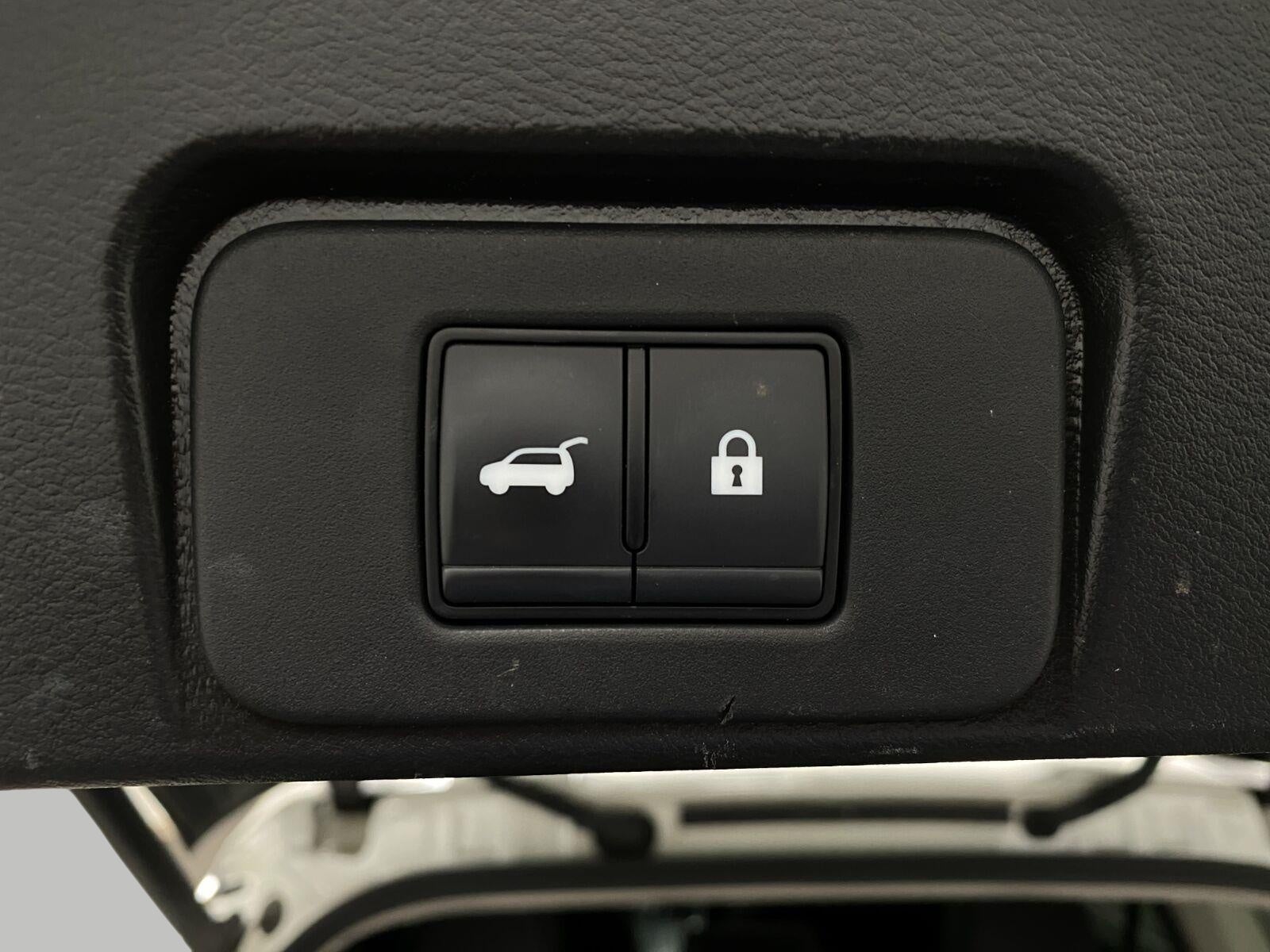 2023 Nissan Rogue AWD SV