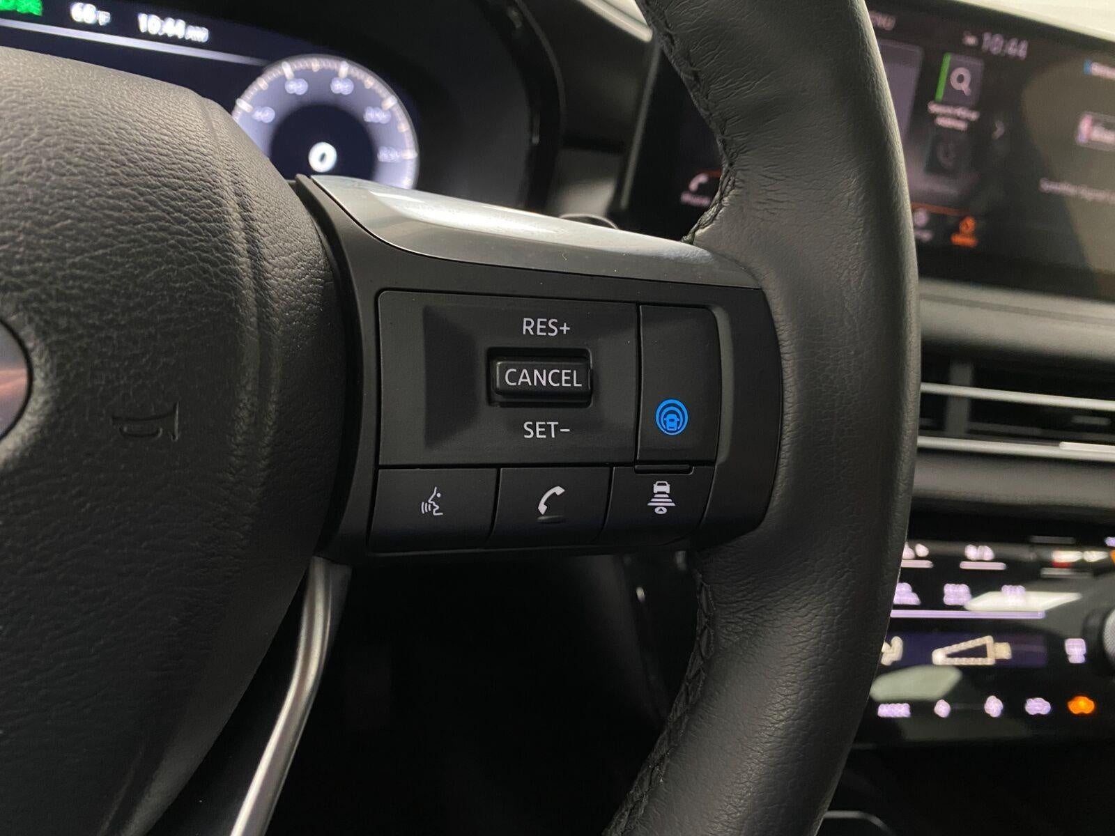 2023 INFINITI QX60 LUXE AWD