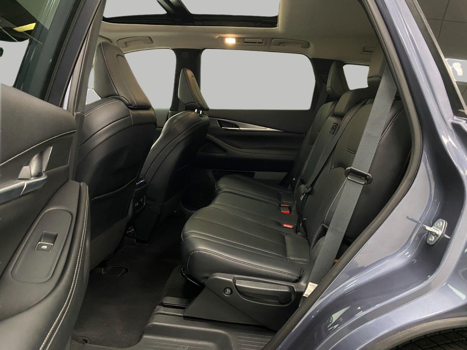 2023 INFINITI QX60 LUXE AWD