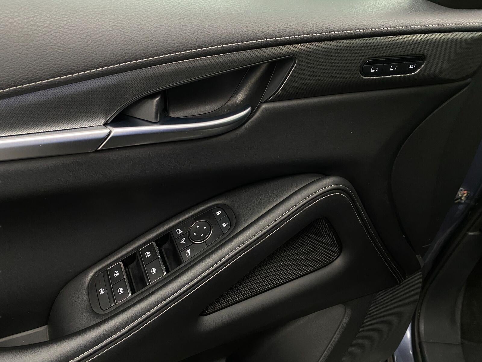 2023 INFINITI QX60 LUXE AWD