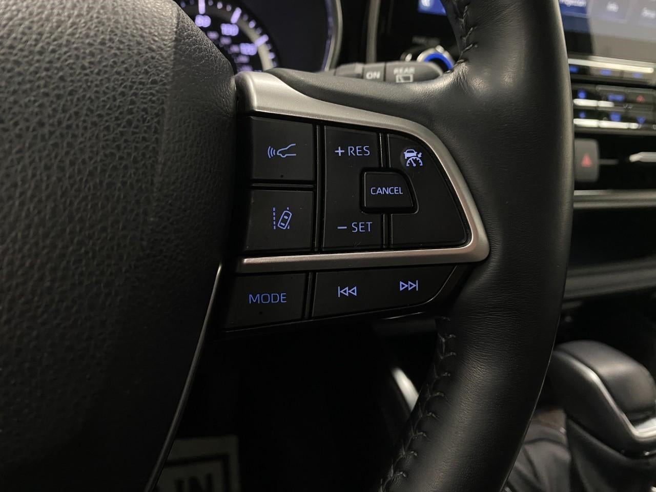 2022 Toyota Highlander Hybrid Platinum AWD