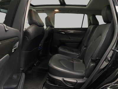2022 Toyota Highlander Hybrid Platinum AWD