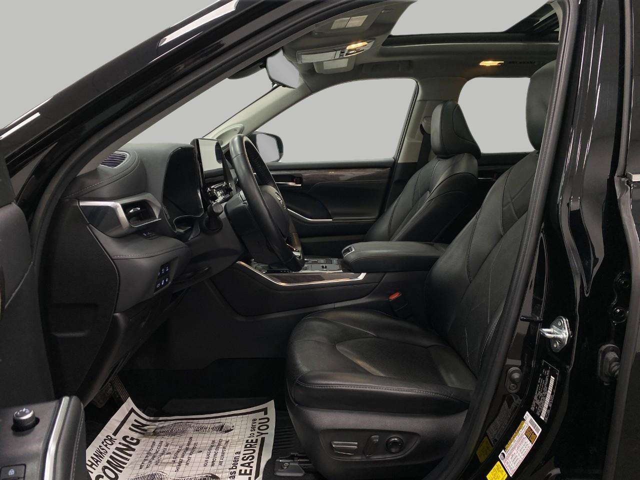 2022 Toyota Highlander Hybrid Platinum AWD