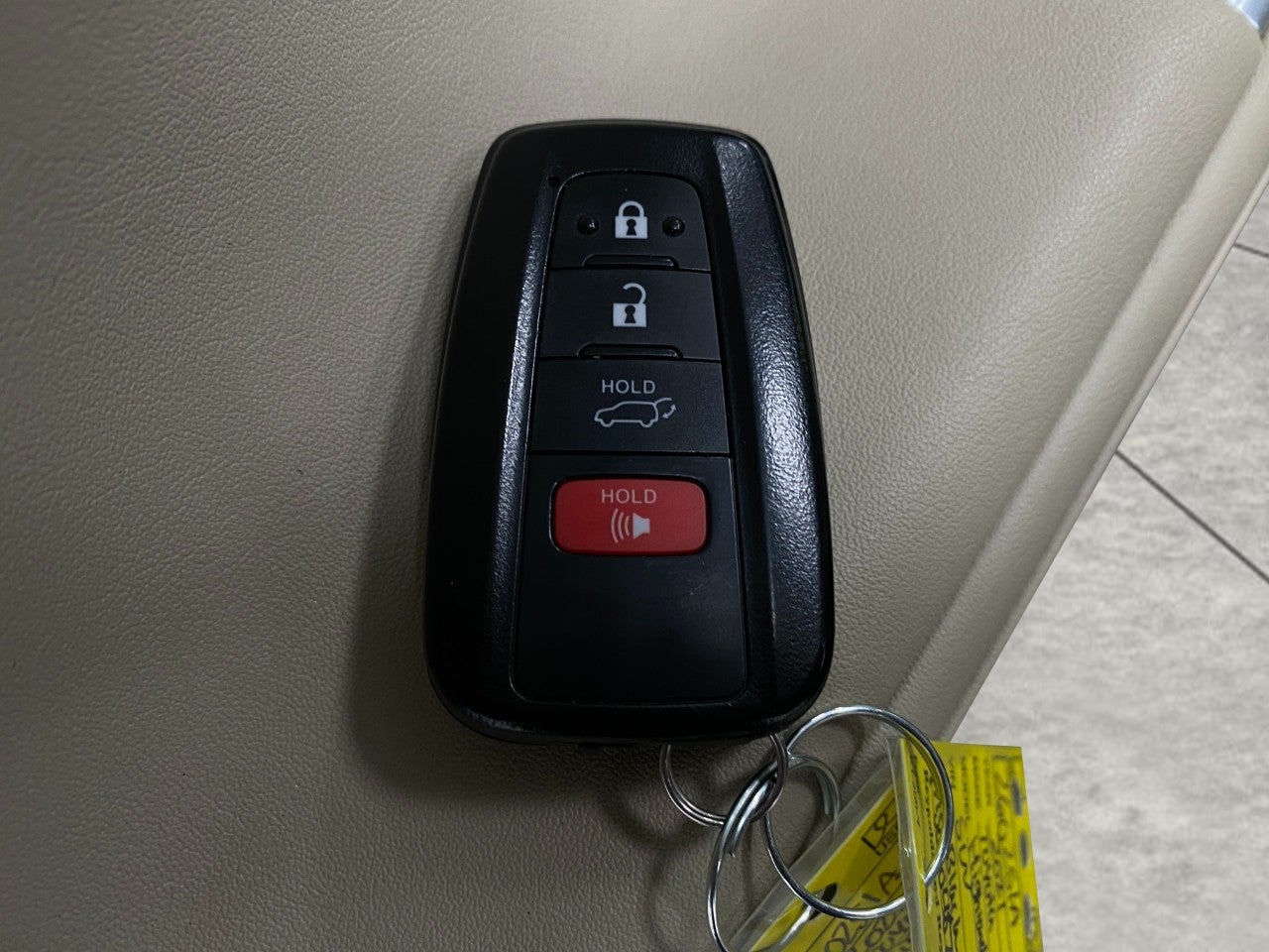 2021 Toyota Highlander XLE AWD