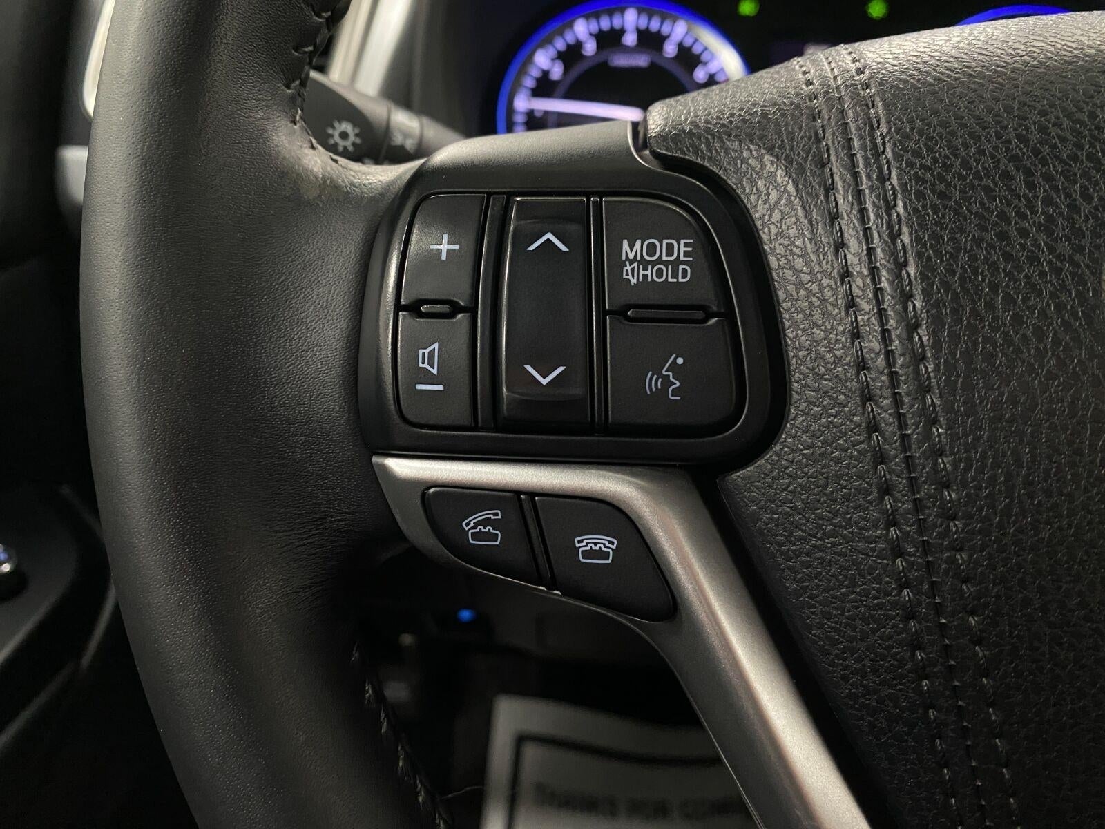 2015 Toyota Highlander AWD 4dr V6 XLE