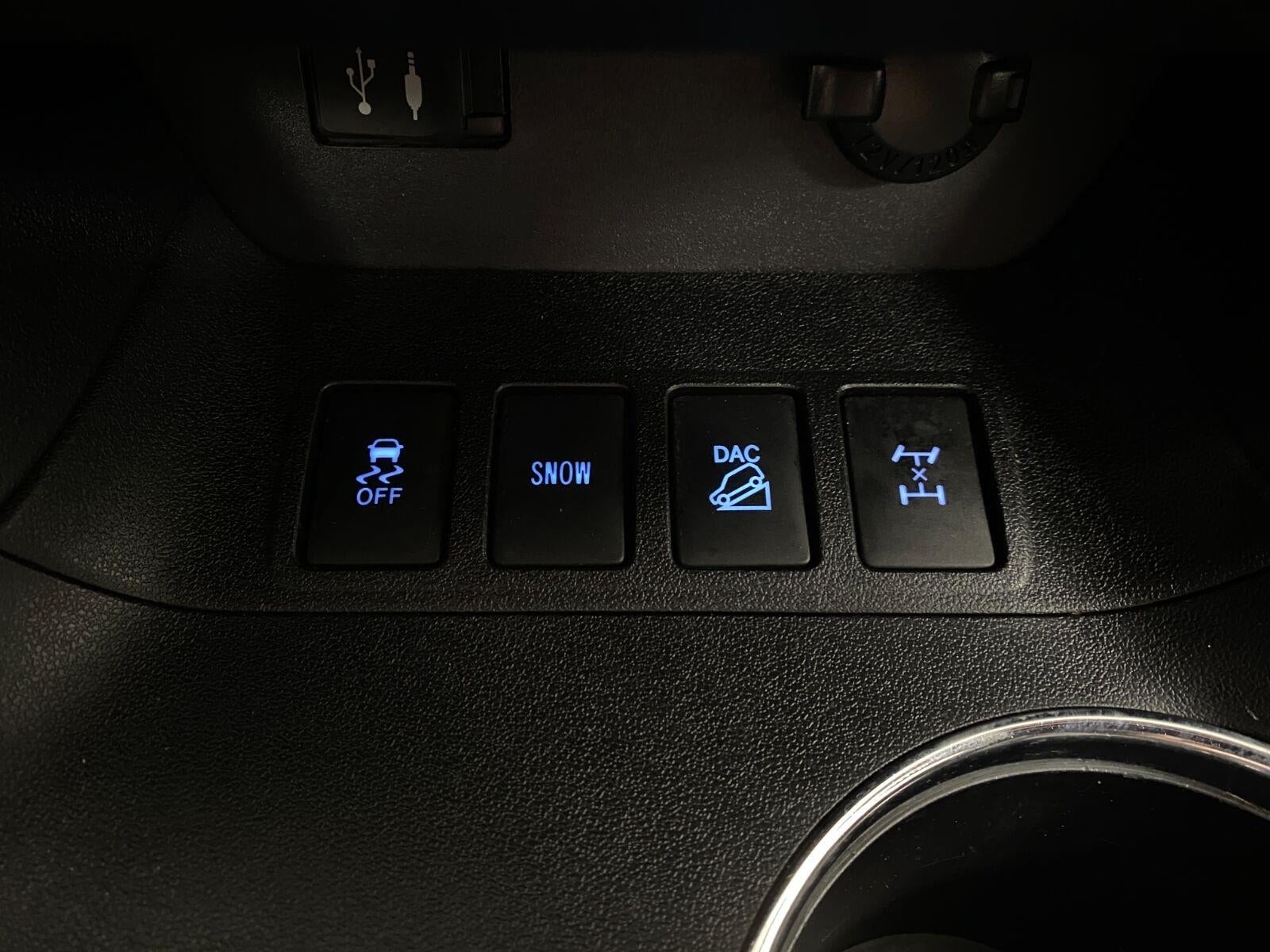 2015 Toyota Highlander AWD 4dr V6 XLE
